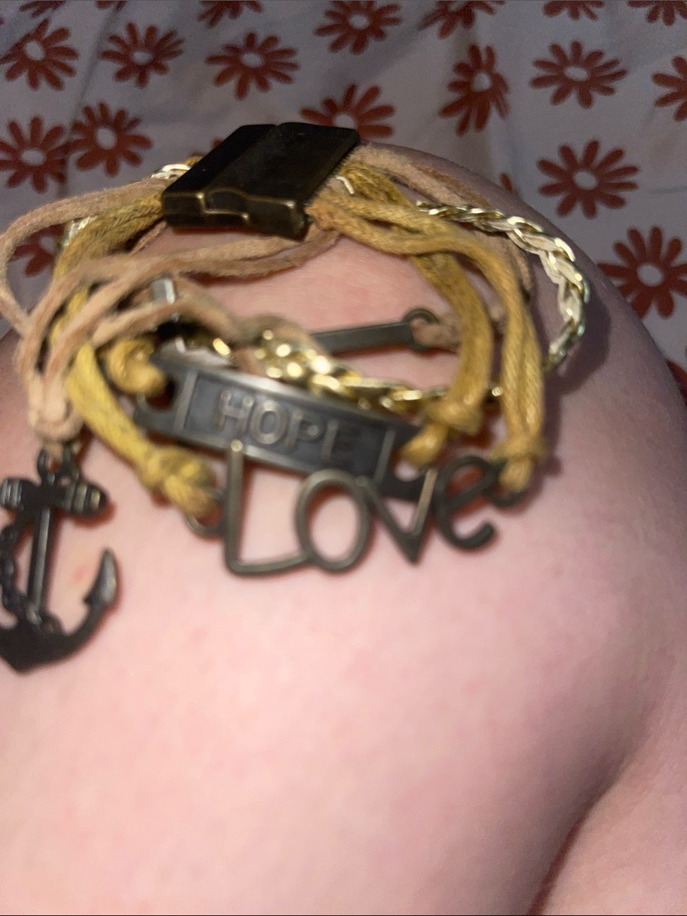 Multi-String 'Hope' & 'Love' Charm Bracelet in Yellow and Metal